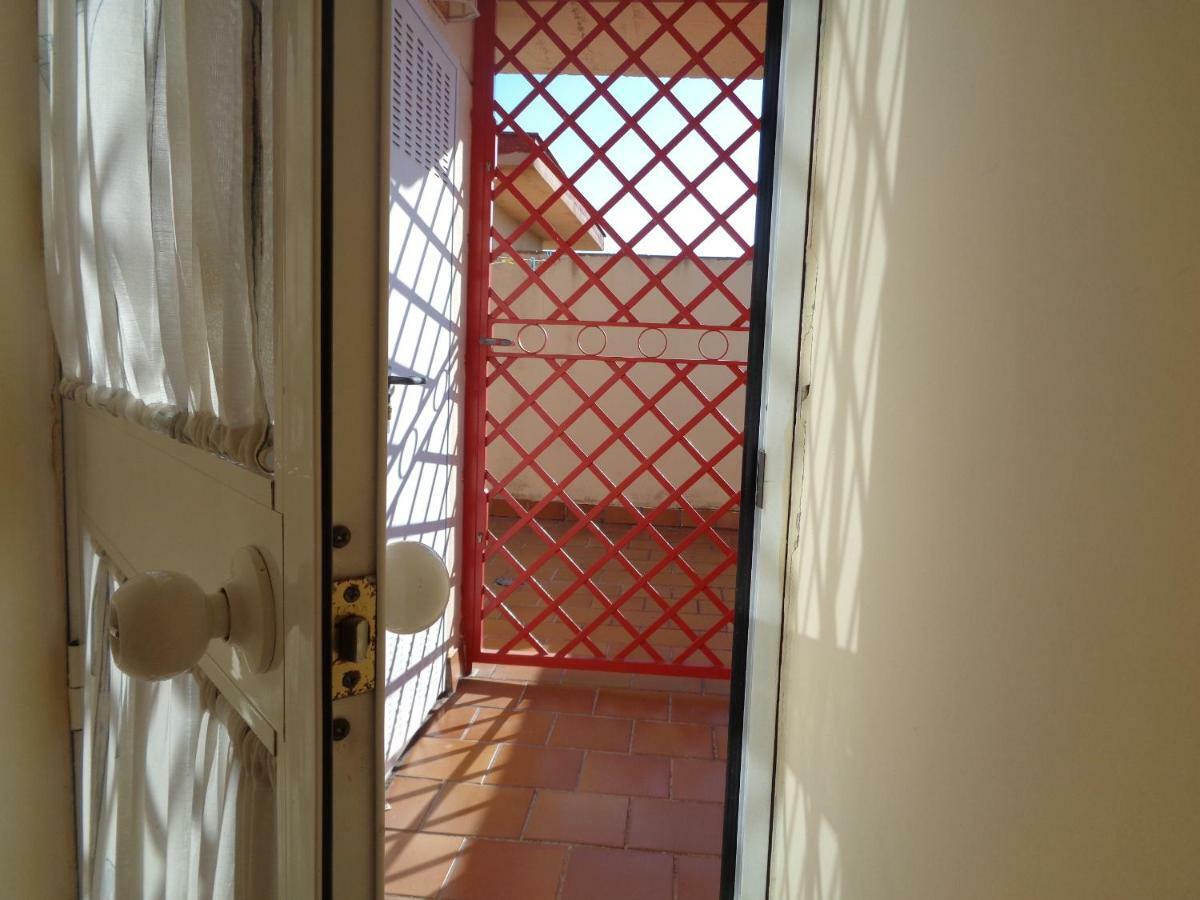 Apartamento Calle Fundadores إيسلا كريستينا المظهر الخارجي الصورة